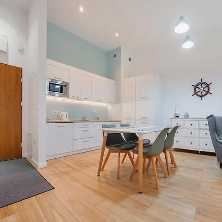 Dwie Sosny Z Sauna, Sun & Snow شقة