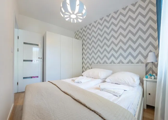 アパート Dwie Sosny Z Sauna, Sun & Snow ウストロニエ・モルスキエ